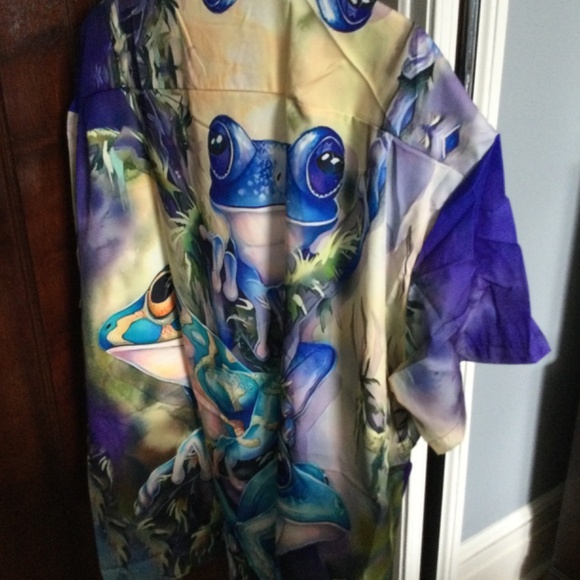 The Ultimate Frogs Shirt…nwot Mens unique design - Picture 2 of 13